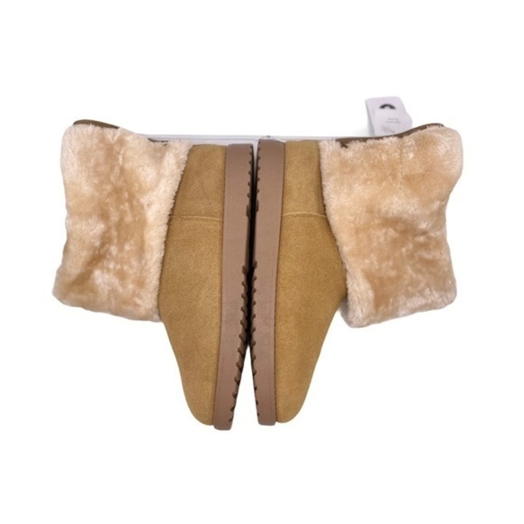 Universal Thread Bela Chestnut Faux Fur Boots NIB - Picture 6 of 12